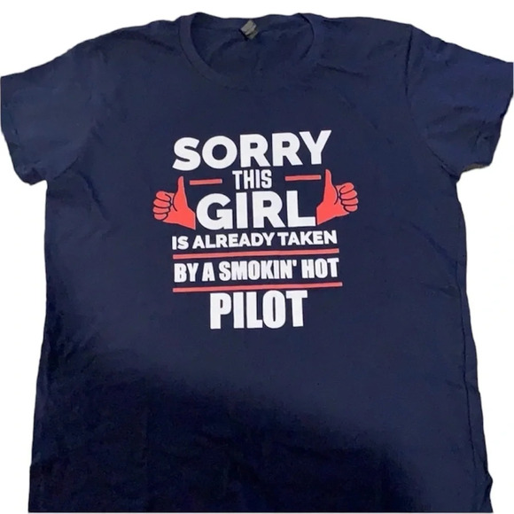 NWOT Pilot Girlfriend t-shirt - Picture 1 of 3